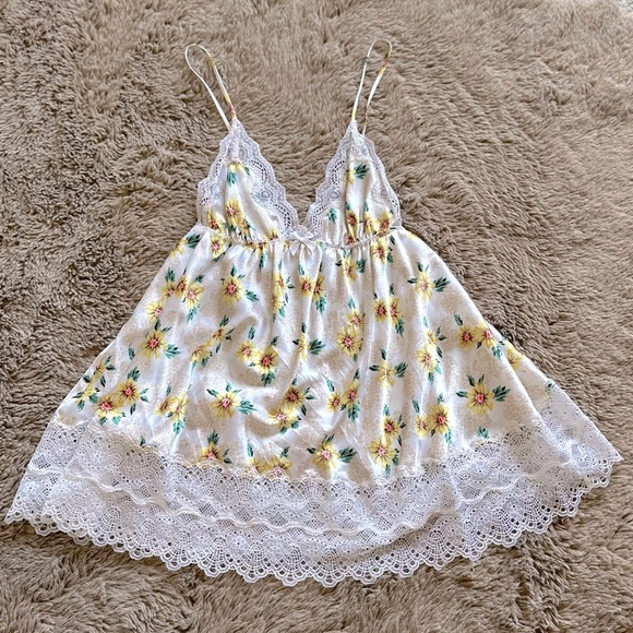 Vintage VS Nighty - Picture 4 of 9